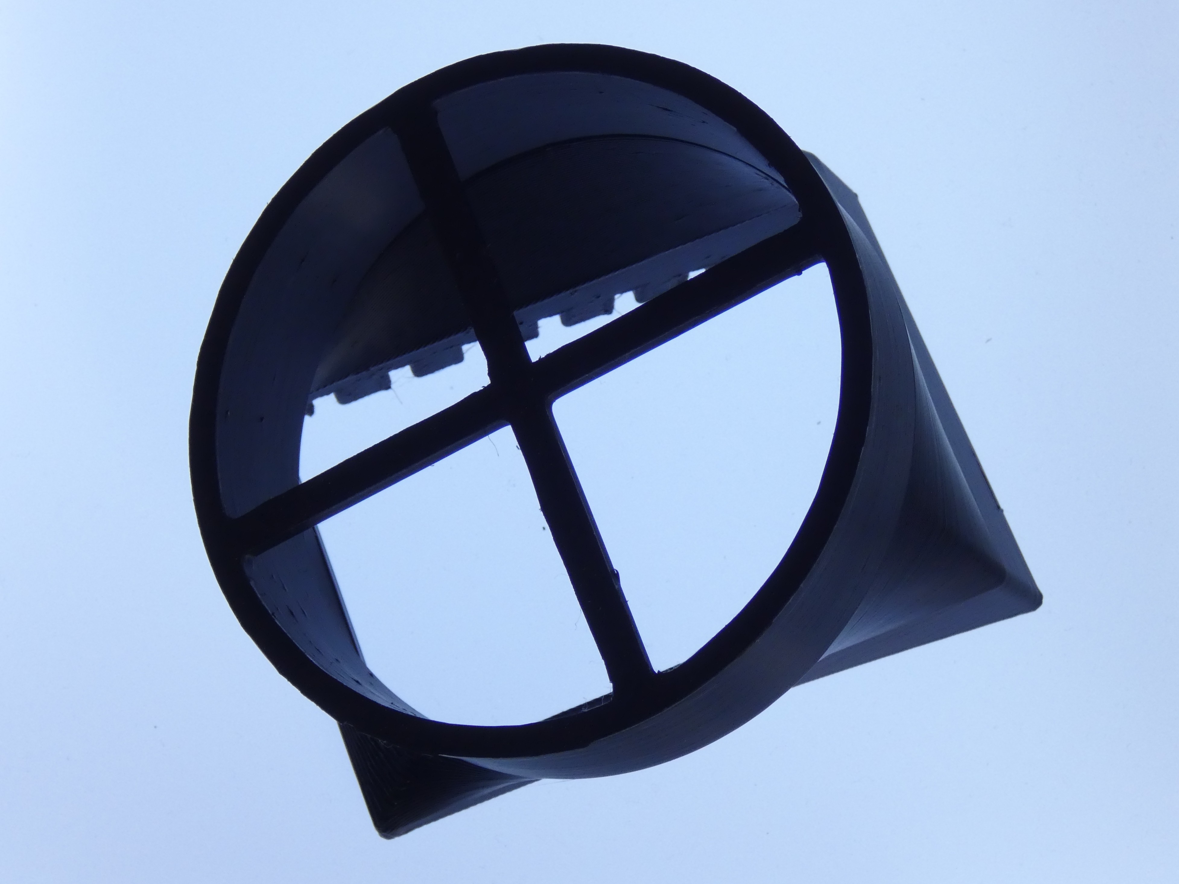 Industrielles Belueftungsgehaeuse 3D gedruckt in ABS